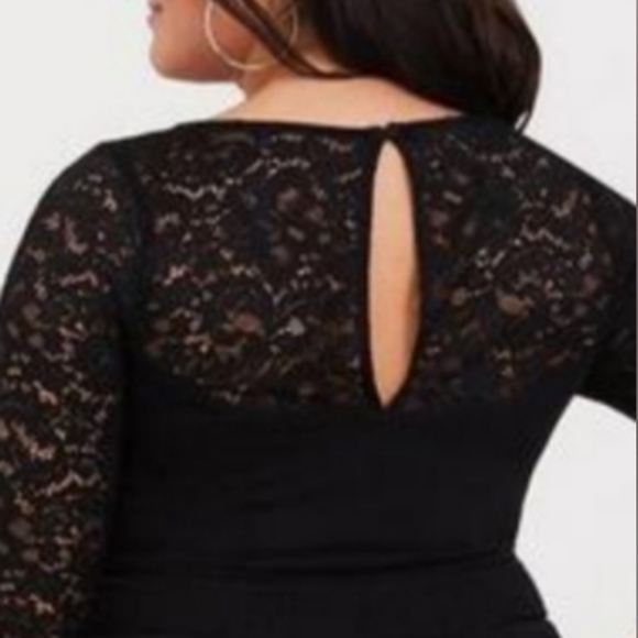 Torrid, NWOT, Black Lace Sweetheart Bodice Challis, Wide Leg Jumpsuit, Size 3X - Picture 4 of 9